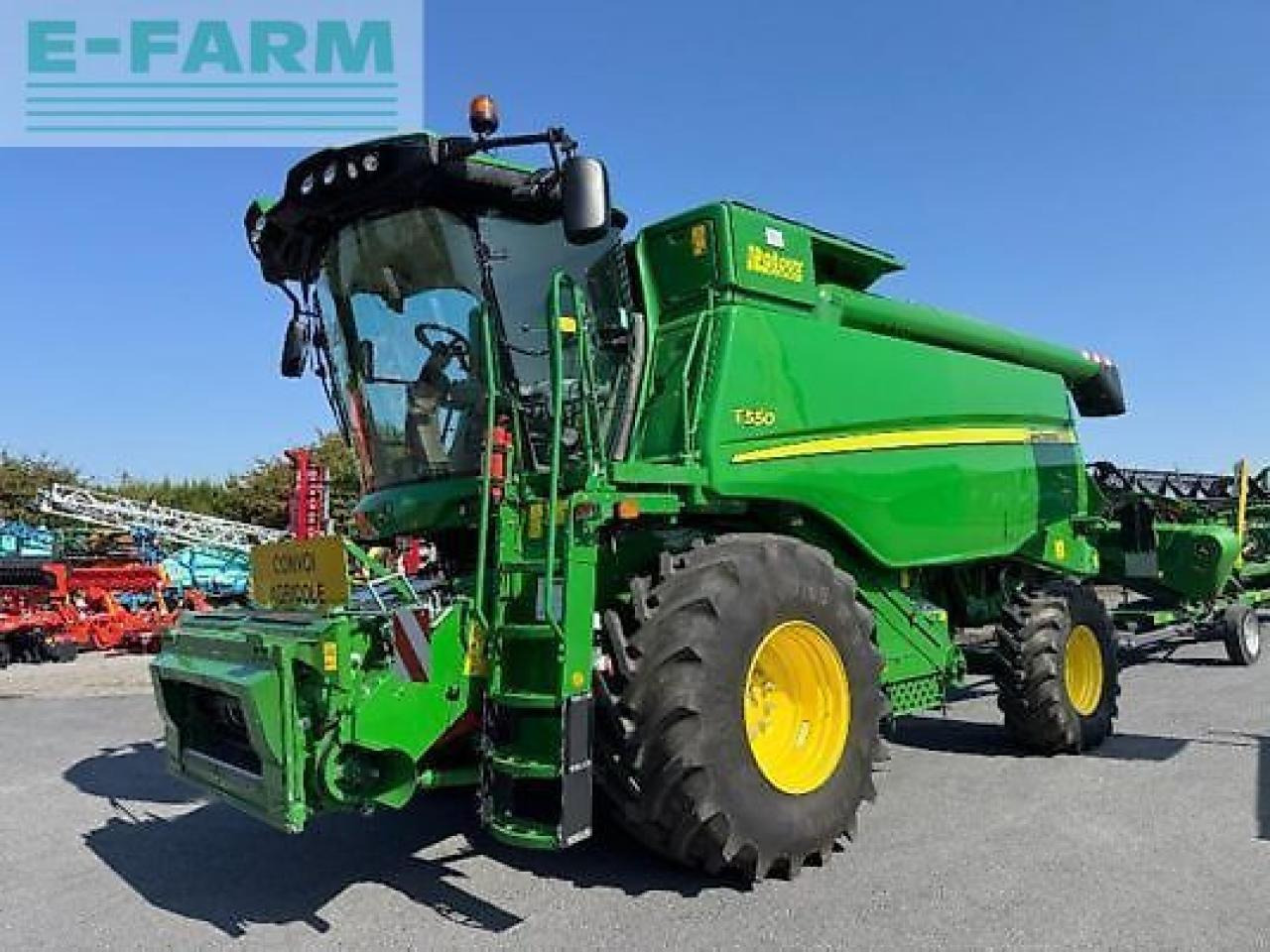 John Deere t550 - Moissonneuse-batteuse: photos 1 John Deere t550 - Moissonneuse-batteuse: photos 1