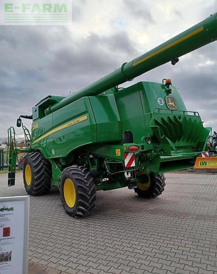 John Deere t550 hm - Moissonneuse-batteuse: photos 4 John Deere t550 hm - Moissonneuse-batteuse: photos 4