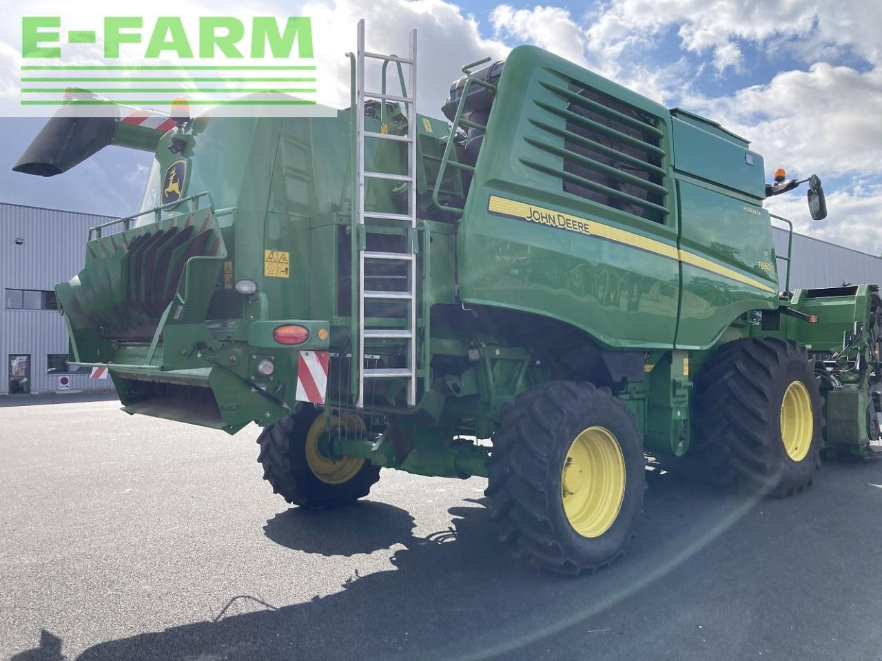 John Deere t660 - Moissonneuse-batteuse: photos 3 John Deere t660 - Moissonneuse-batteuse: photos 3