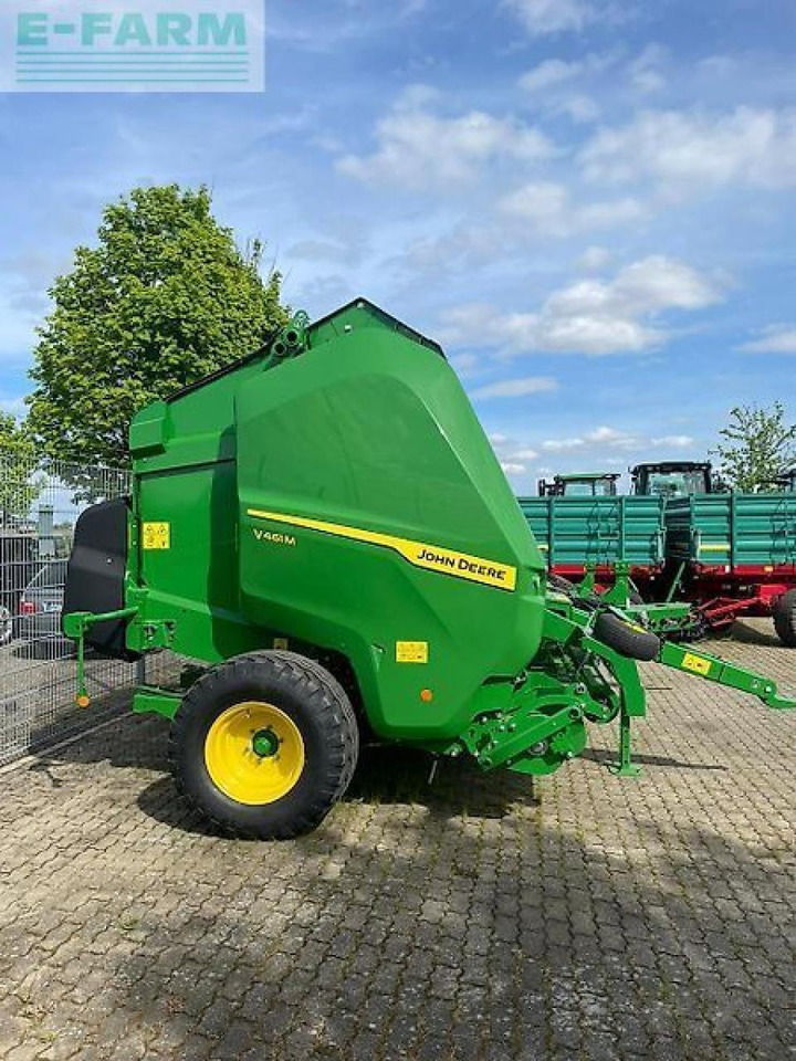 John Deere v461m demo iso bus - Presse à balles cubiques: photos 4 John Deere v461m demo iso bus - Presse à balles cubiques: photos 4