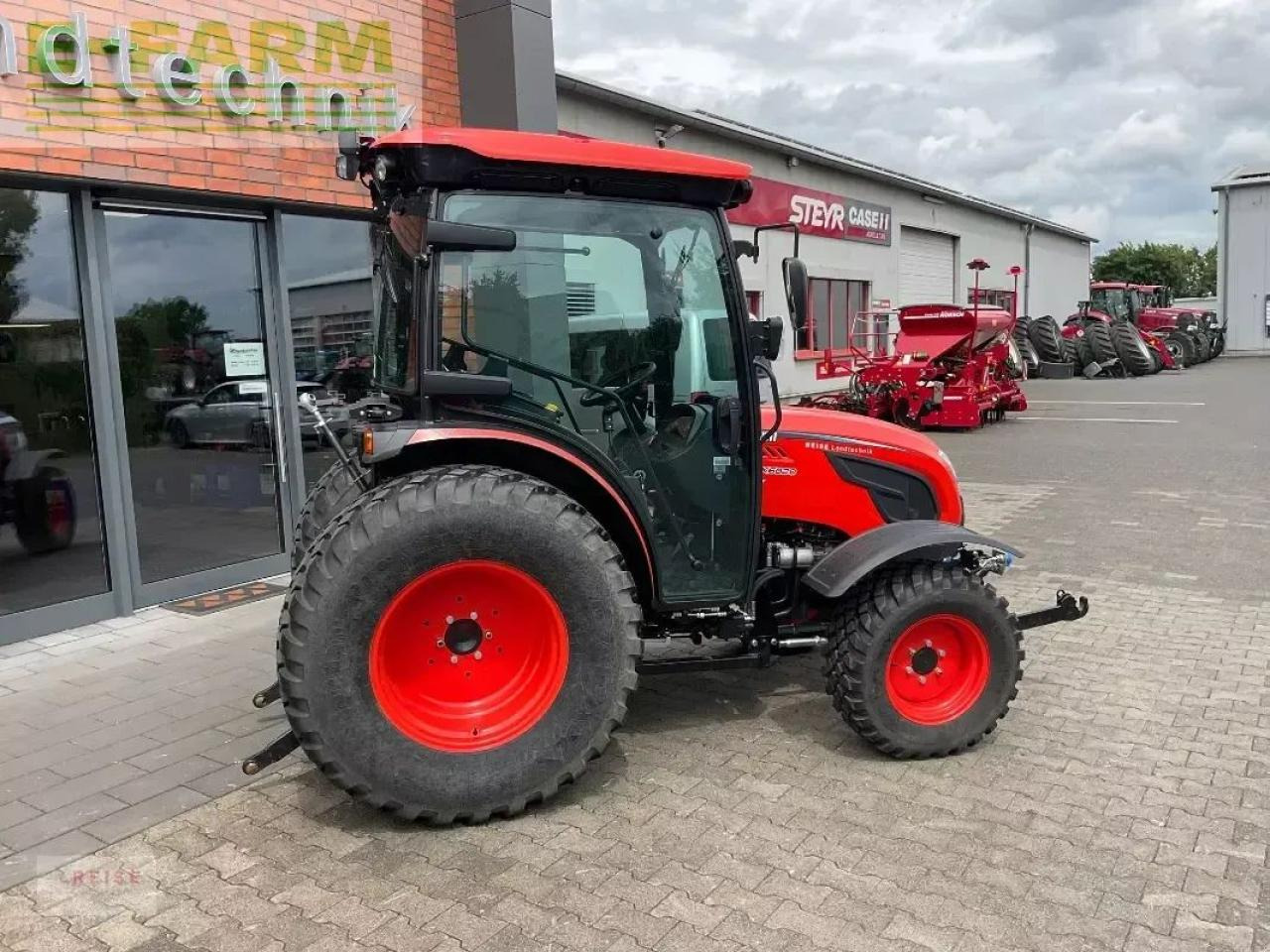 Kioti dk 6020 ch - Tracteur agricole: photos 5 Kioti dk 6020 ch - Tracteur agricole: photos 5