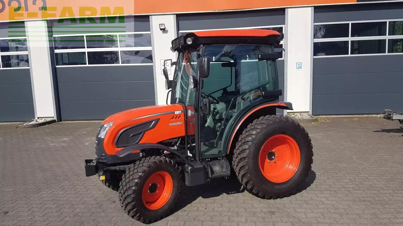 Kioti dk4520 - Tracteur agricole: photos 3 Kioti dk4520 - Tracteur agricole: photos 3
