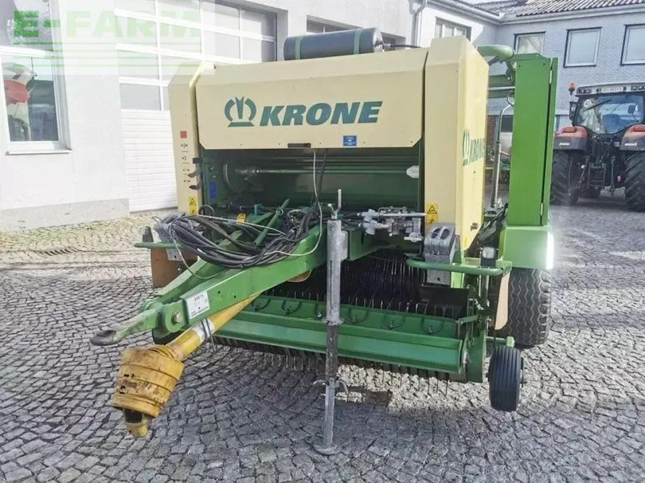 Krone combipack 1250 mc press-wickelkombination - Presse à balles cubiques: photos 2 Krone combipack 1250 mc press-wickelkombination - Presse à balles cubiques: photos 2