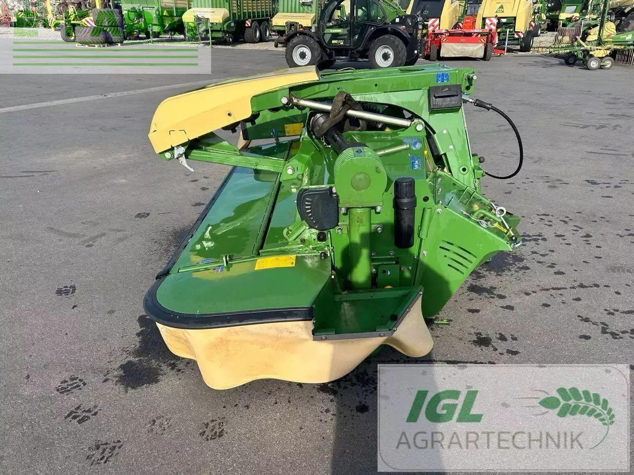 Krone easycut 320 cv - Faucheuse: photos 2 Krone easycut 320 cv - Faucheuse: photos 2