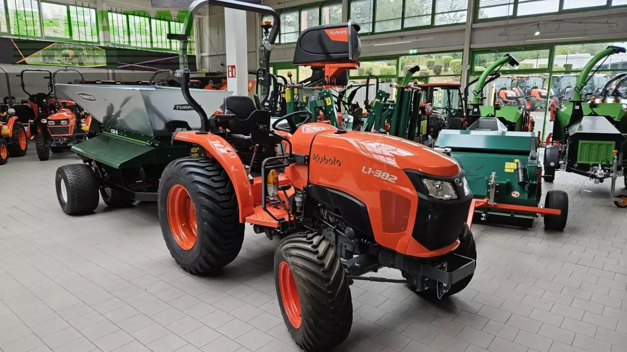 Kubota l1-382 hst - Tracteur agricole: photos 2 Kubota l1-382 hst - Tracteur agricole: photos 2
