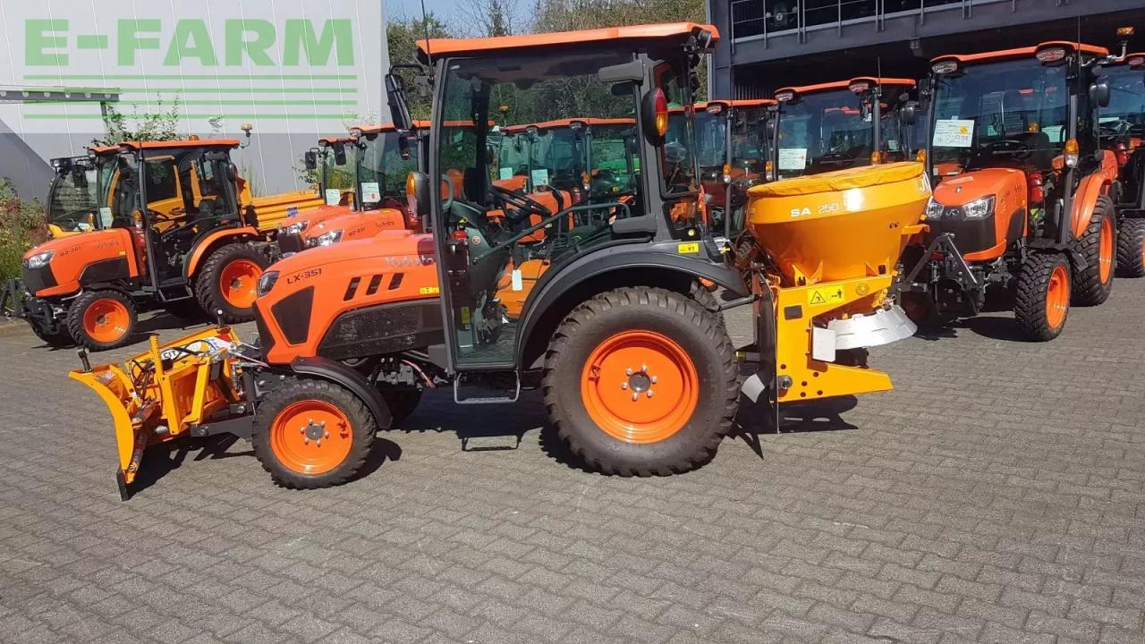 Kubota lx351 cab winterdienstpaket - Tracteur agricole: photos 4 Kubota lx351 cab winterdienstpaket - Tracteur agricole: photos 4