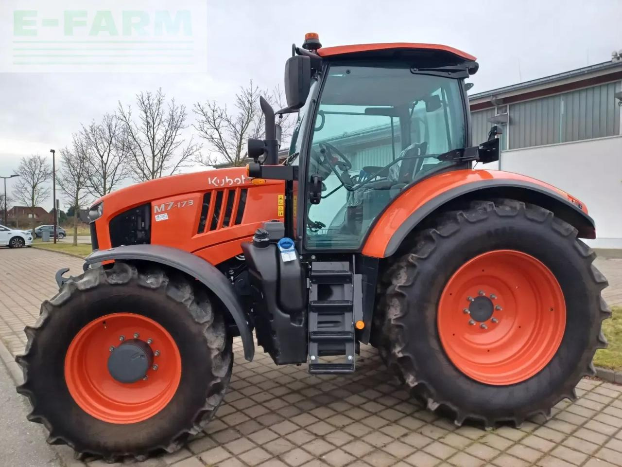 Kubota m 7-173 - Tracteur agricole: photos 1 Kubota m 7-173 - Tracteur agricole: photos 1