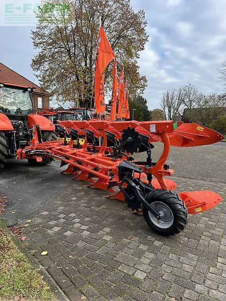 Kubota rm4005 v - Charrue: photos 3 Kubota rm4005 v - Charrue: photos 3