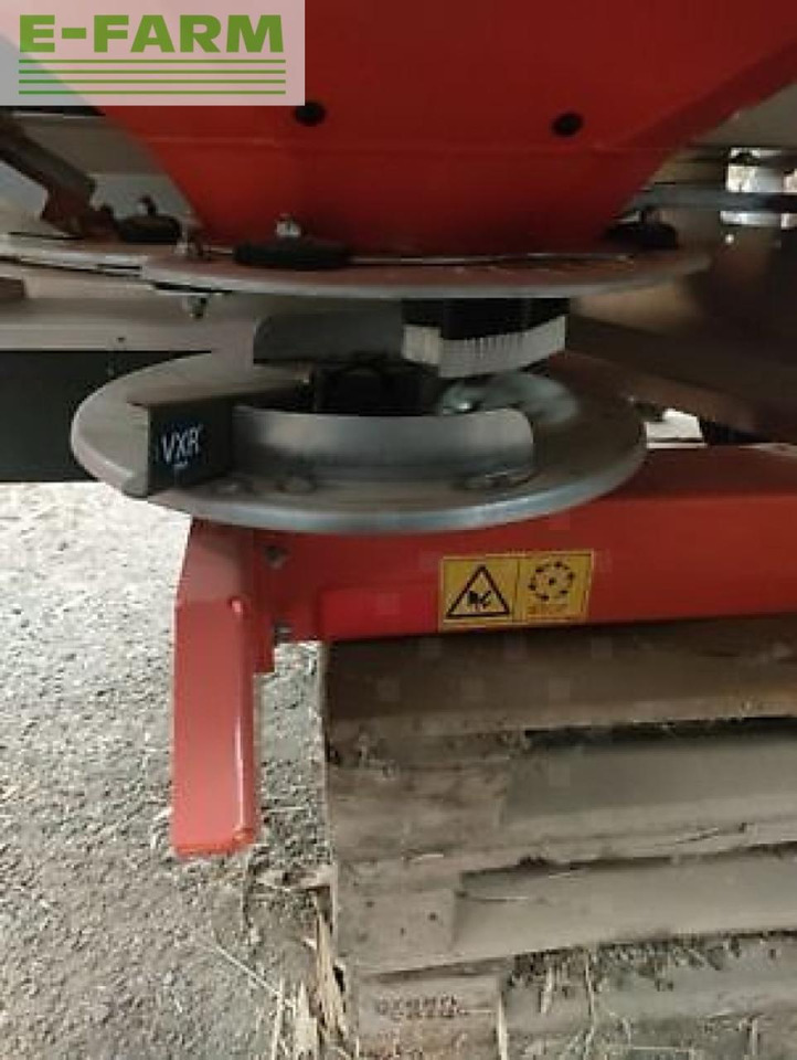 Kuhn axis 20.2 m-emc-w - Distributeur d'engrais: photos 5 Kuhn axis 20.2 m-emc-w - Distributeur d'engrais: photos 5