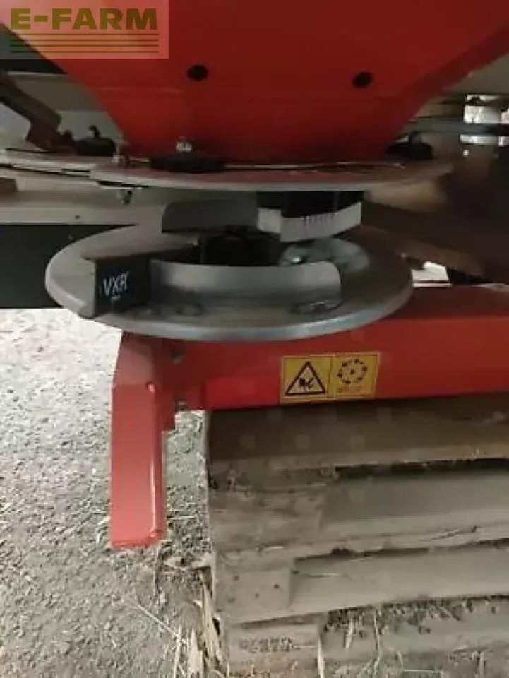 Kuhn axis 20.2 m-emc-w - Distributeur d'engrais: photos 5 Kuhn axis 20.2 m-emc-w - Distributeur d'engrais: photos 5