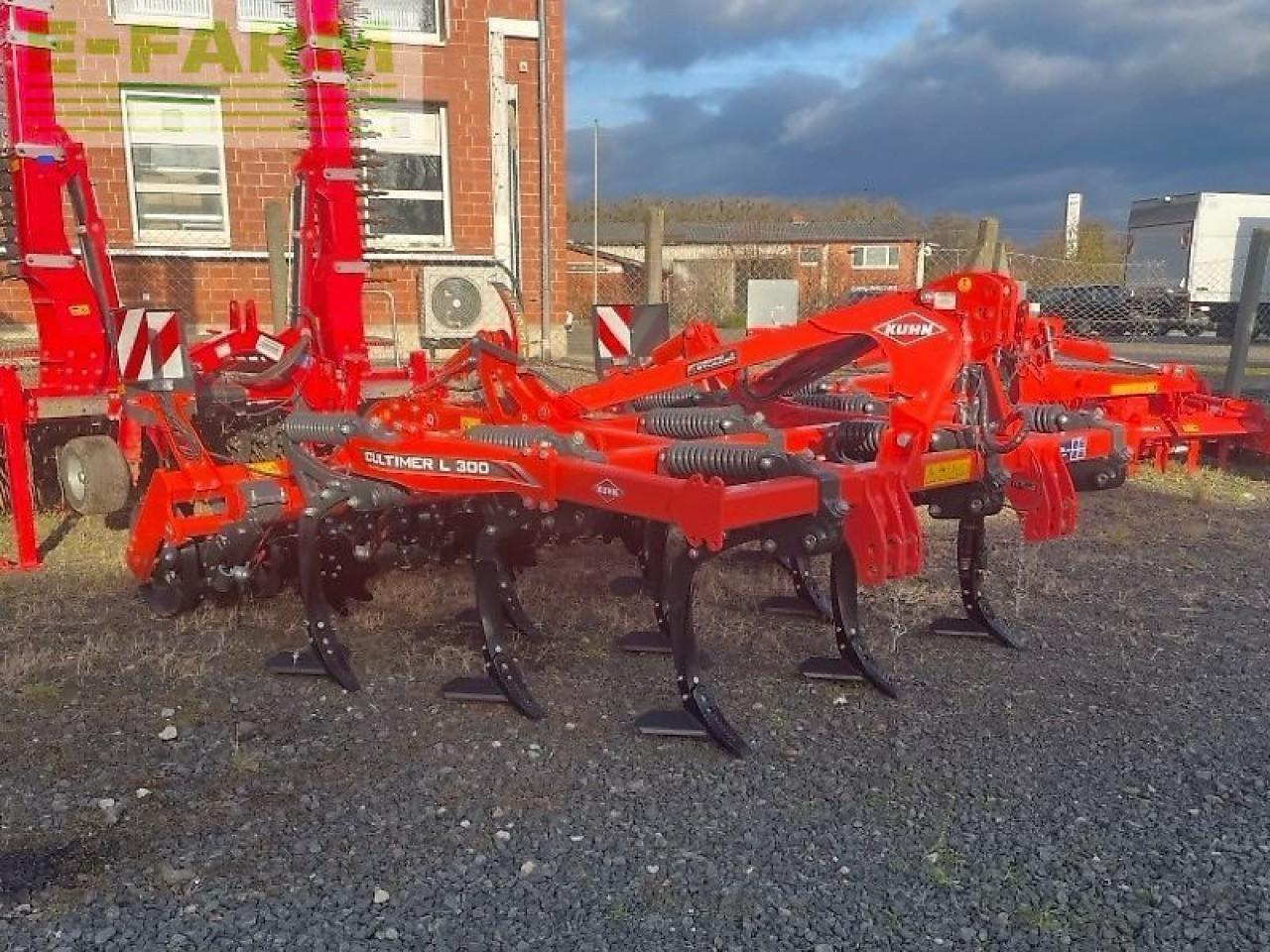 Kuhn cultimer l 300 nsm - Bineuse: photos 1 Kuhn cultimer l 300 nsm - Bineuse: photos 1