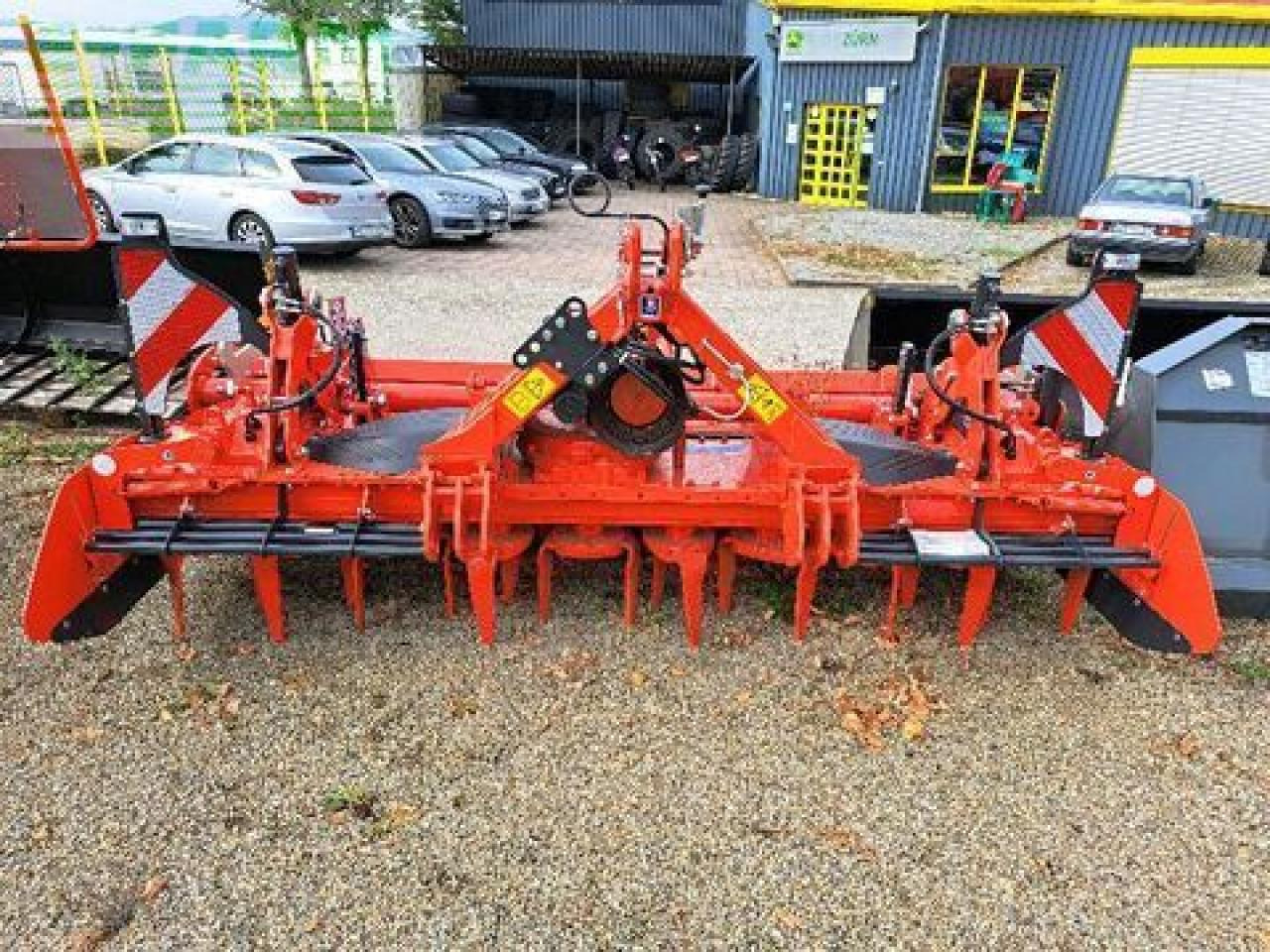 Kuhn hr3030 - Cover crop: photos 3 Kuhn hr3030 - Cover crop: photos 3