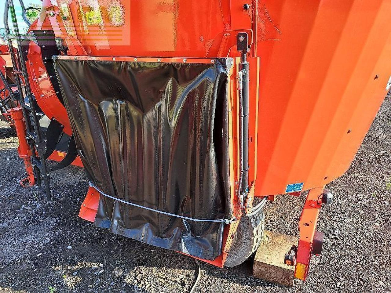 Kuhn profileplus14.1dlgebläse - Matériel d'élevage: photos 4 Kuhn profileplus14.1dlgebläse - Matériel d'élevage: photos 4