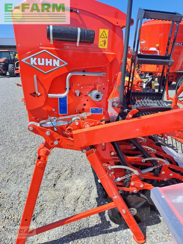 Kuhn sitera 3000 - Semoir: photos 5 Kuhn sitera 3000 - Semoir: photos 5