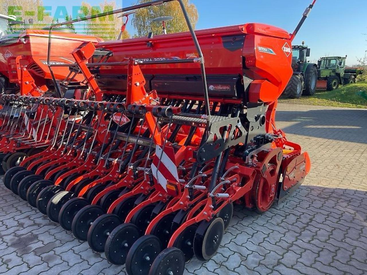 Kuhn sitera 3030 24e - Semoir: photos 4 Kuhn sitera 3030 24e - Semoir: photos 4