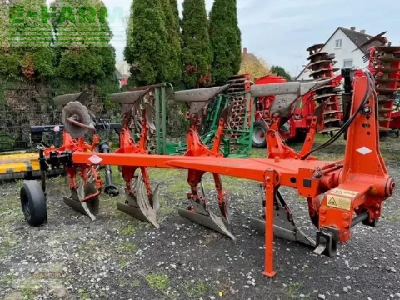 Kuhn standard s 4 et - Charrue: photos 2 Kuhn standard s 4 et - Charrue: photos 2
