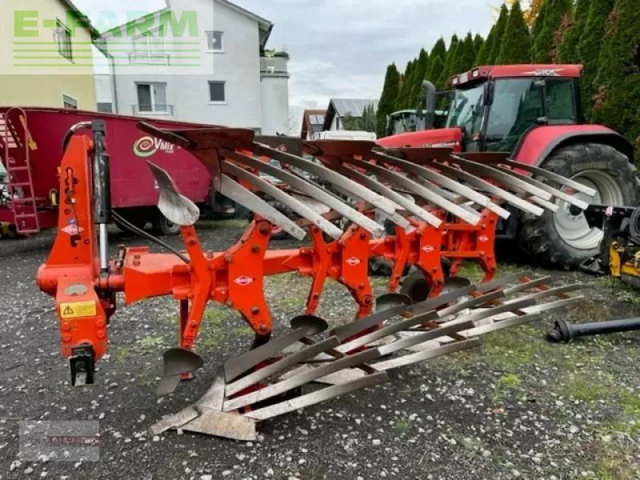 Kuhn standard s 4 et - Charrue: photos 1 Kuhn standard s 4 et - Charrue: photos 1