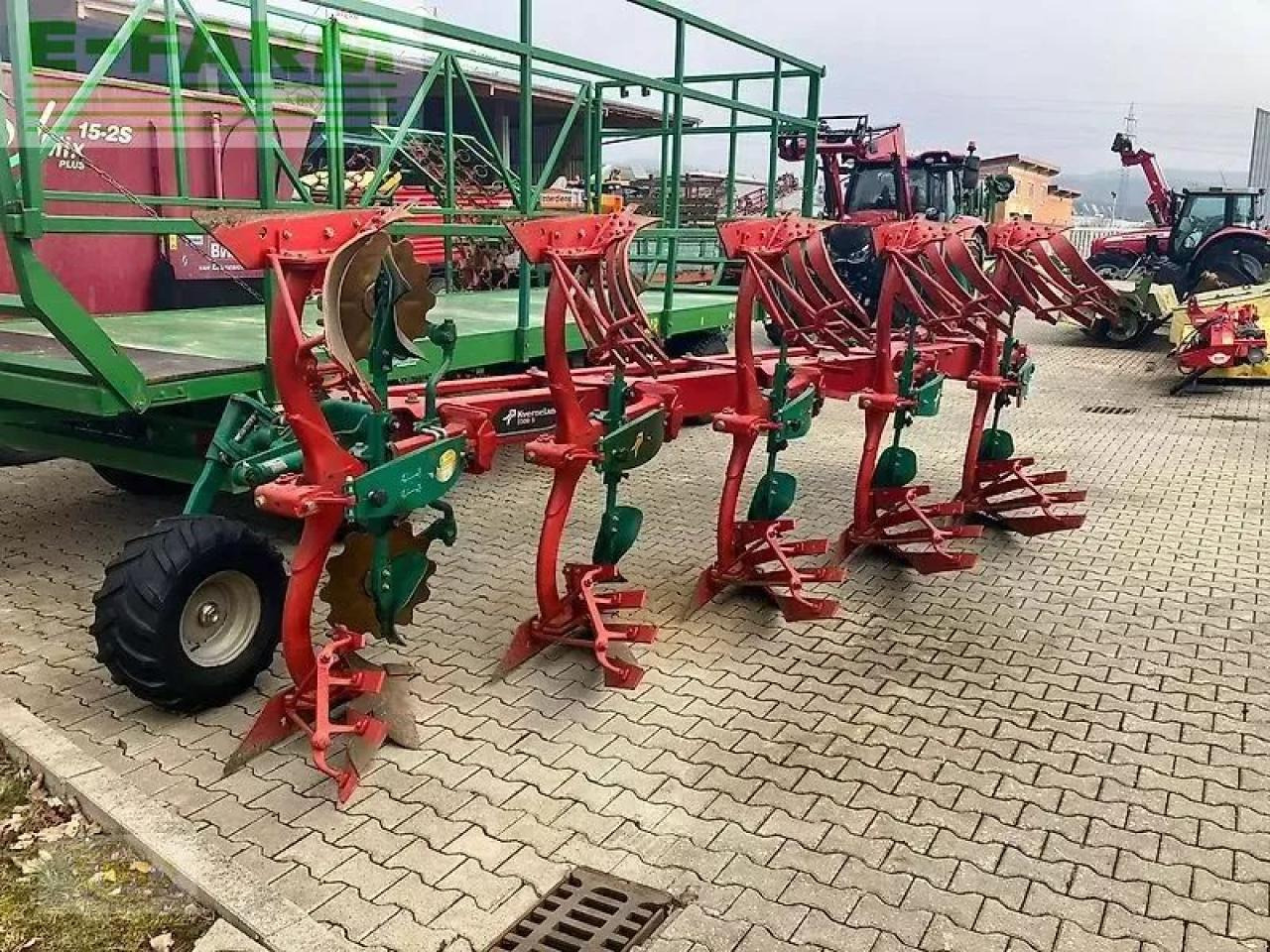 Kverneland 2300 s variomat - Charrue: photos 3 Kverneland 2300 s variomat - Charrue: photos 3