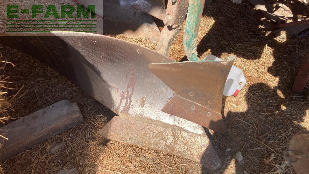 Kverneland LB 100 - Charrue: photos 3 Kverneland LB 100 - Charrue: photos 3