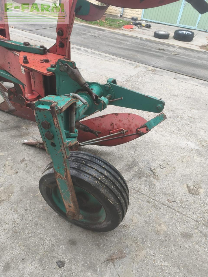 Kverneland LD 100/300 - Charrue: photos 4 Kverneland LD 100/300 - Charrue: photos 4