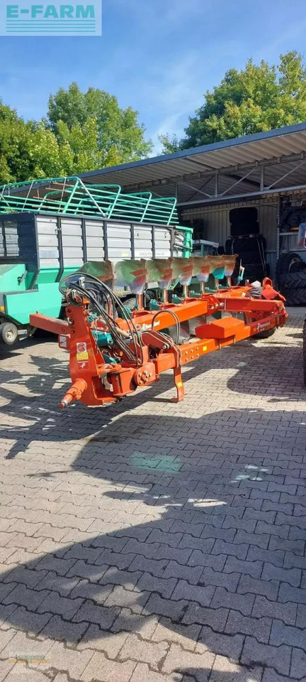 Kverneland pn 100-77rh - Charrue: photos 1 Kverneland pn 100-77rh - Charrue: photos 1