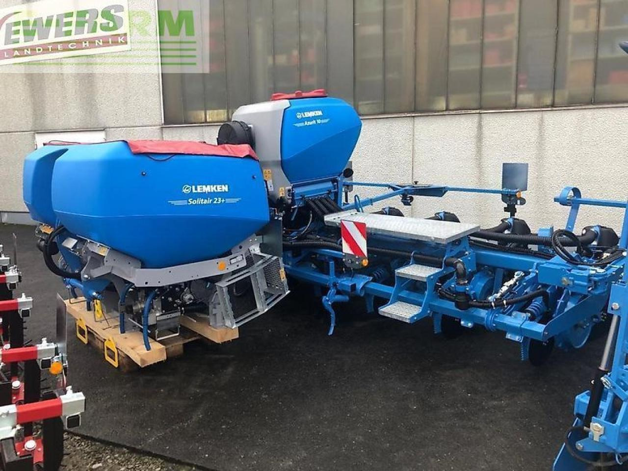 Lemken azurit 10 - Semoir: photos 1 Lemken azurit 10 - Semoir: photos 1