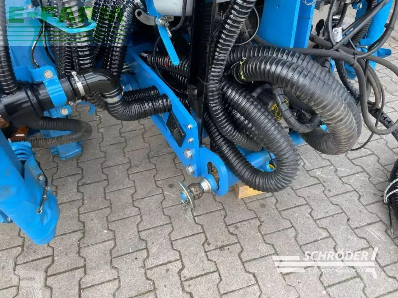 Semoir monograine Lemken azurit 9/8.75 k d + solitair 23/1900: photos 23 Semoir monograine Lemken azurit 9/8.75 k d + solitair 23/1900: photos 23