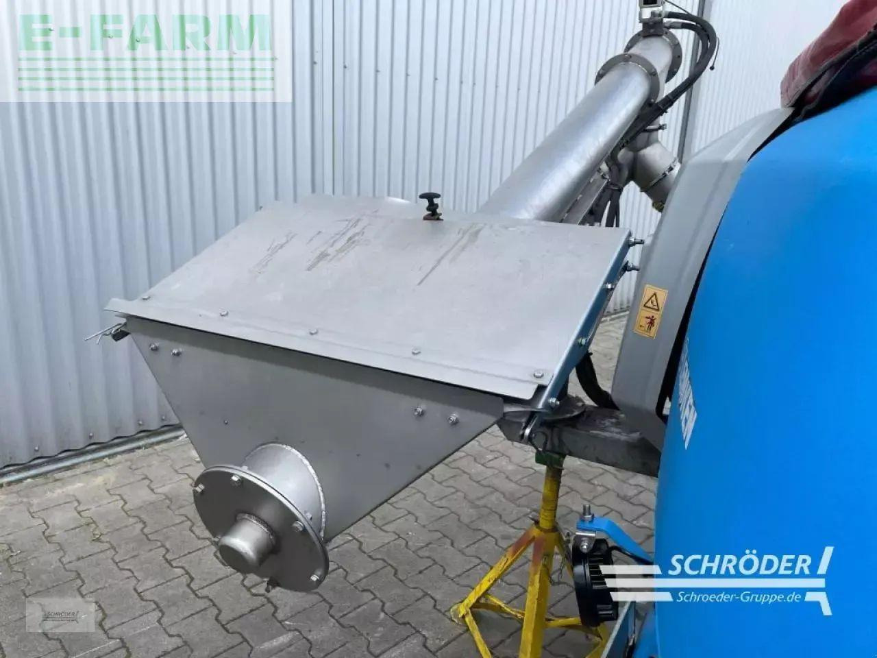 Semoir monograine Lemken azurit 9/8.75 k d + solitair 23/1900: photos 12 Semoir monograine Lemken azurit 9/8.75 k d + solitair 23/1900: photos 12