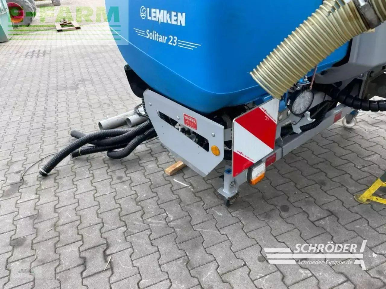 Semoir monograine Lemken azurit 9/8.75 k d + solitair 23/1900: photos 10 Semoir monograine Lemken azurit 9/8.75 k d + solitair 23/1900: photos 10