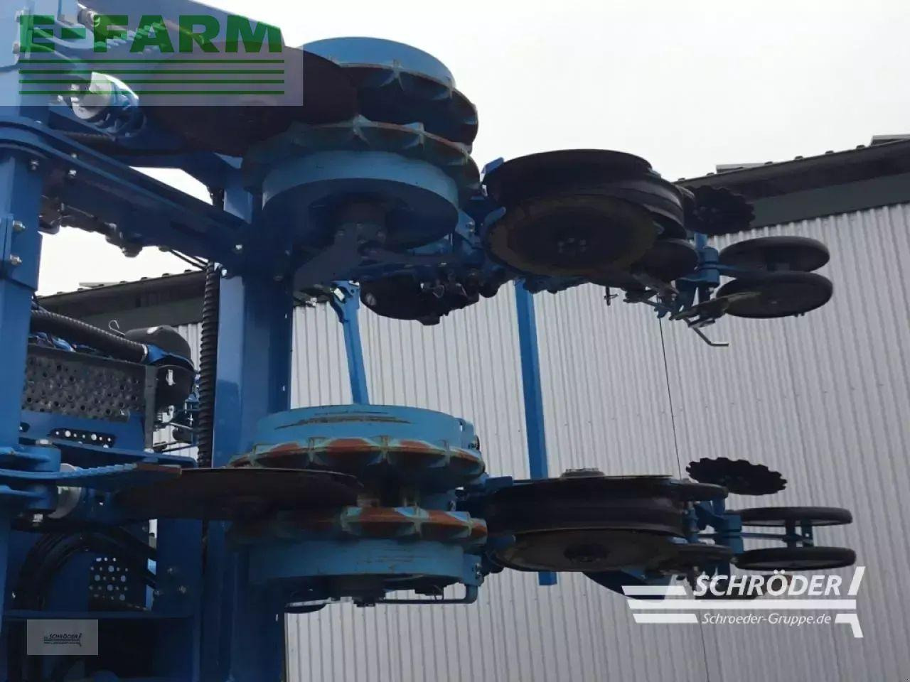 Lemken azurit 9 | demomaschine | nur 131 hektar - Semoir monograine: photos 5 Lemken azurit 9 | demomaschine | nur 131 hektar - Semoir monograine: photos 5