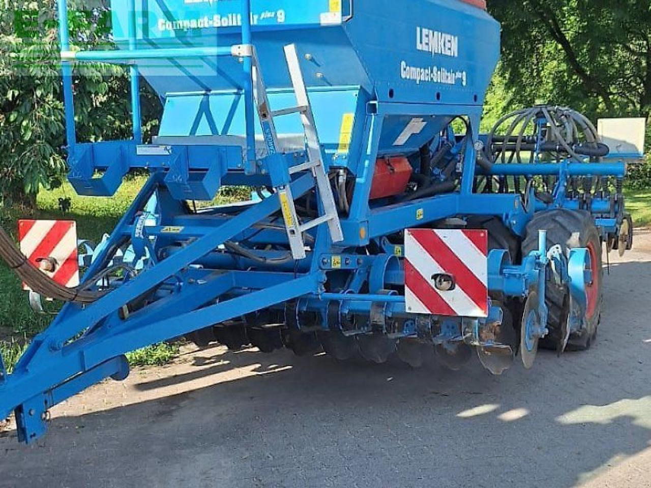 Lemken compact solitair 9/300 - Semoir: photos 2 Lemken compact solitair 9/300 - Semoir: photos 2