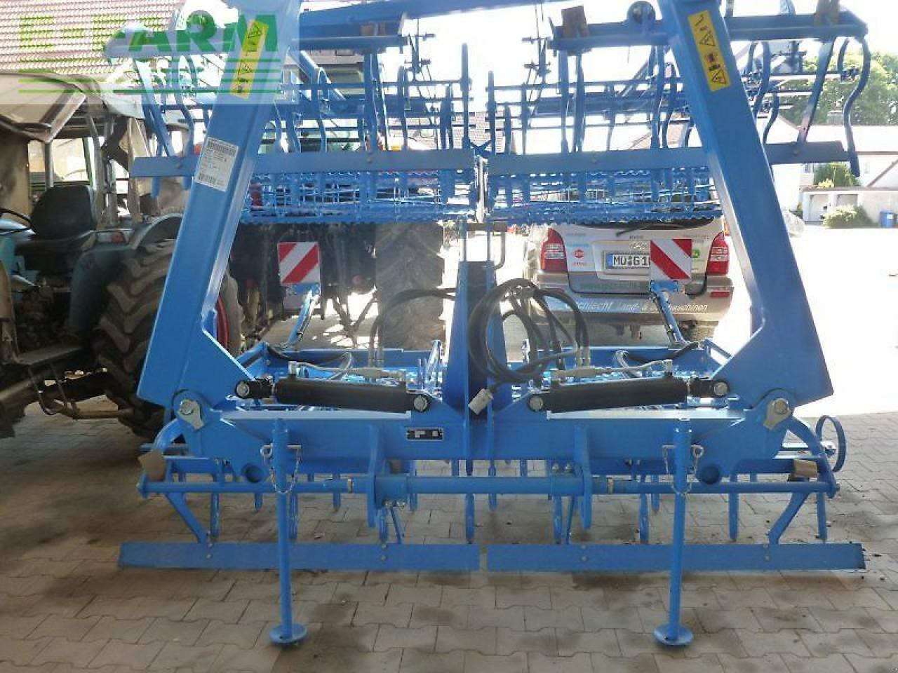 Lemken korund 8/600k gam - Combiné de semis: photos 1 Lemken korund 8/600k gam - Combiné de semis: photos 1