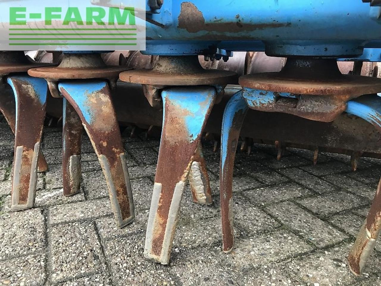 Lemken solitair 8/300 + zirkon 10/300 - Semoir: photos 3 Lemken solitair 8/300 + zirkon 10/300 - Semoir: photos 3
