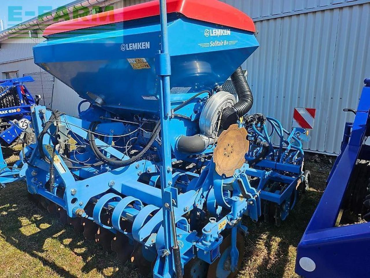 Lemken solitär 8+ / 300 - Semoir: photos 3 Lemken solitär 8+ / 300 - Semoir: photos 3