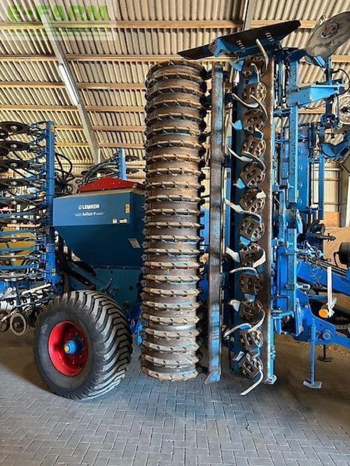 Lemken solitär 9/600 ka - ds 125 mit zirkon 12/600 ka - Semoir: photos 1 Lemken solitär 9/600 ka - ds 125 mit zirkon 12/600 ka - Semoir: photos 1