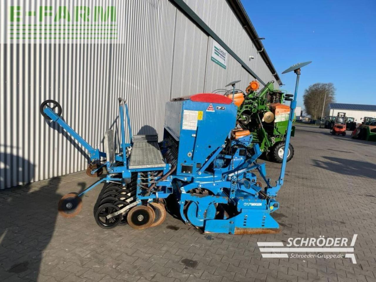 Lemken zirkon 12/300 + saphir 8/300-ds 125 - Semoir: photos 4 Lemken zirkon 12/300 + saphir 8/300-ds 125 - Semoir: photos 4