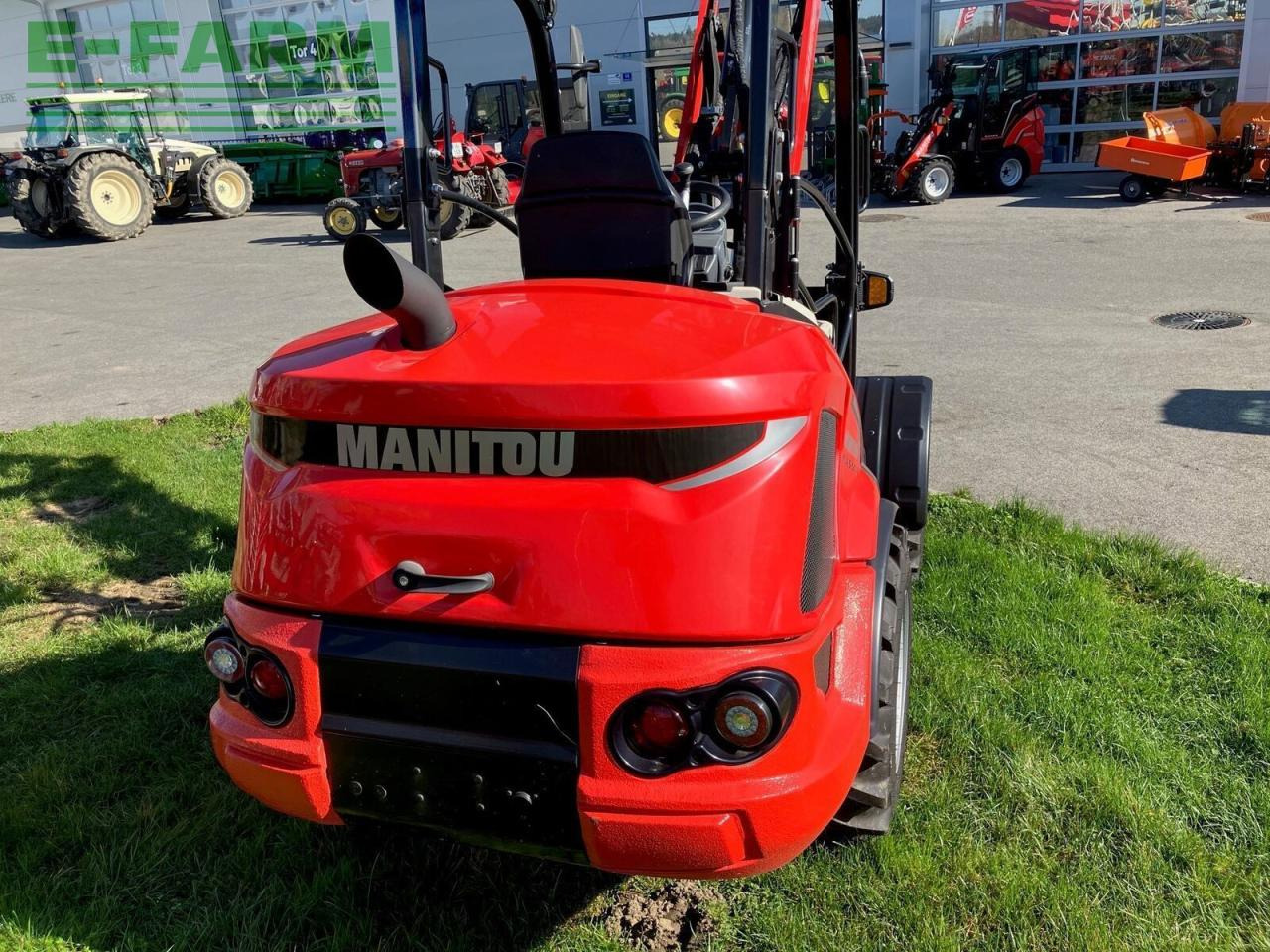 Manitou mla5-50 - Mini pelle: photos 3 Manitou mla5-50 - Mini pelle: photos 3