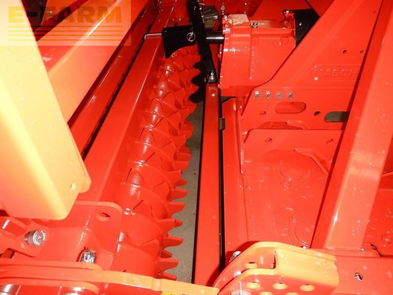 Maschio dama 250 20 corex + dc classic 2500 - Semoir: photos 5 Maschio dama 250 20 corex + dc classic 2500 - Semoir: photos 5
