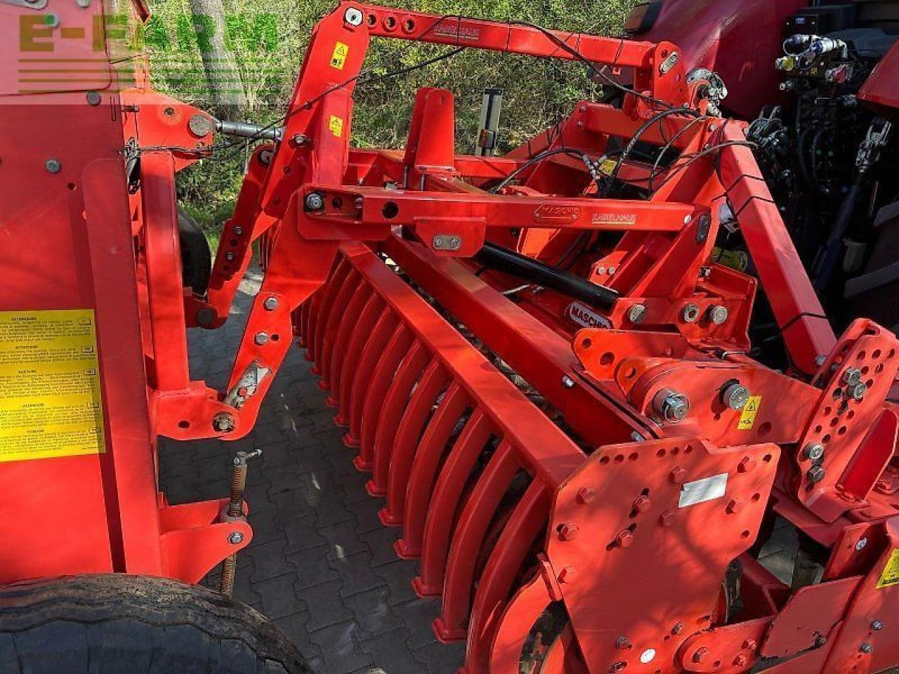 Maschio dc 3000 und nina 300 - Semoir: photos 4 Maschio dc 3000 und nina 300 - Semoir: photos 4