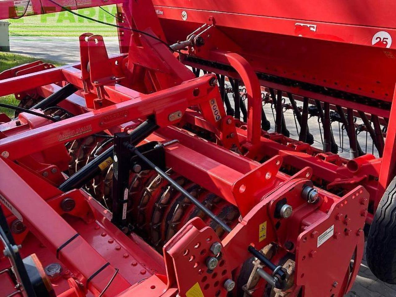 Maschio dc 3000 und nina 300 - Semoir: photos 2 Maschio dc 3000 und nina 300 - Semoir: photos 2