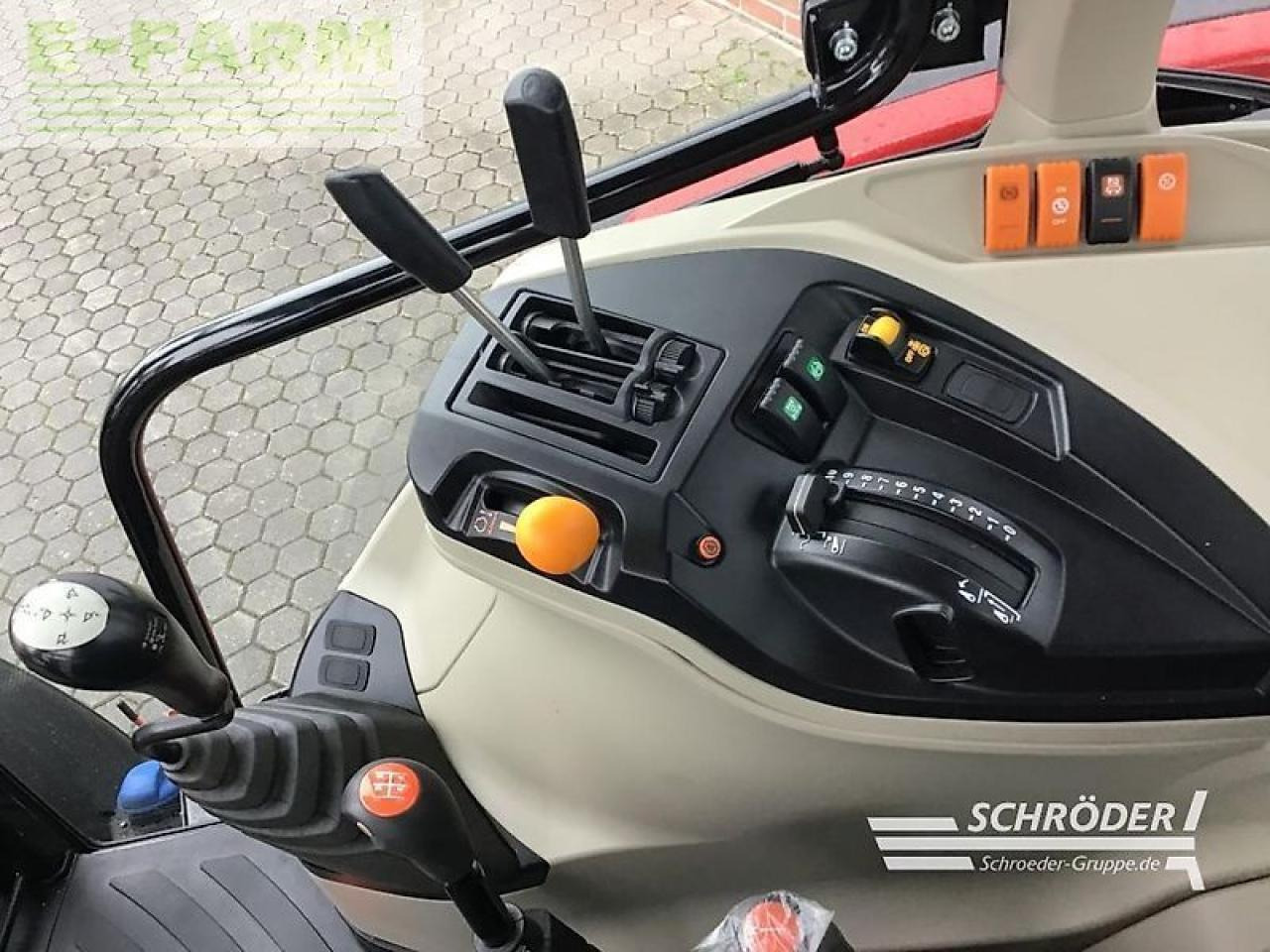 Massey Ferguson 4709 m cab essential - Tracteur agricole: photos 2 Massey Ferguson 4709 m cab essential - Tracteur agricole: photos 2