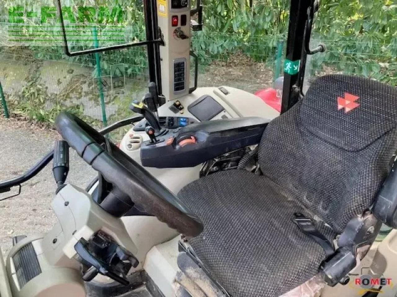 Massey Ferguson 5713 s d4 ef mr - Tracteur agricole: photos 4 Massey Ferguson 5713 s d4 ef mr - Tracteur agricole: photos 4