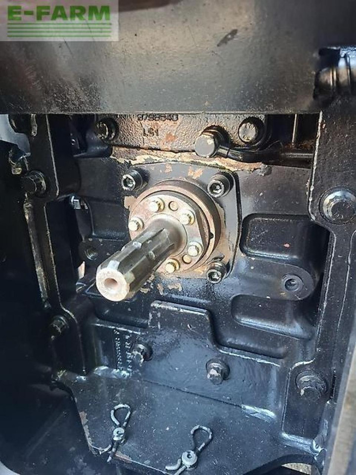 Tracteur agricole Massey Ferguson 6475: photos 30 Tracteur agricole Massey Ferguson 6475: photos 30