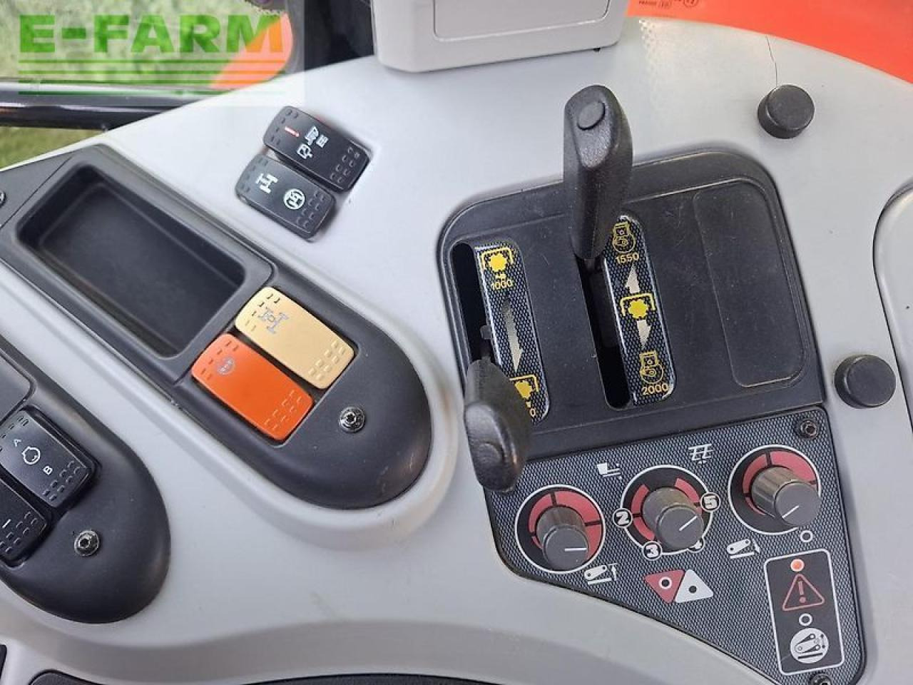 Tracteur agricole Massey Ferguson 6475: photos 13 Tracteur agricole Massey Ferguson 6475: photos 13