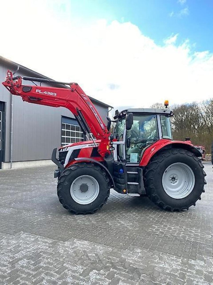 Massey Ferguson 6s.145 dyna-6 efficient Efficient - Tracteur agricole: photos 5 Massey Ferguson 6s.145 dyna-6 efficient Efficient - Tracteur agricole: photos 5