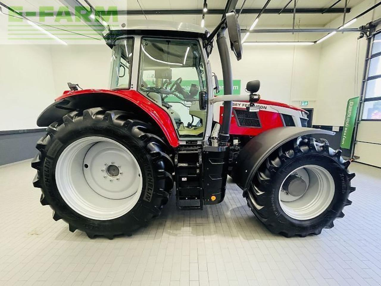 Massey Ferguson 6s.180 dyna-vt exclusive Exclusive - Tracteur agricole: photos 4 Massey Ferguson 6s.180 dyna-vt exclusive Exclusive - Tracteur agricole: photos 4