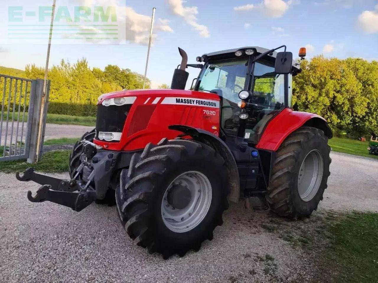 Massey Ferguson 7620 dyna-6 essential Essential - Tracteur agricole: photos 2 Massey Ferguson 7620 dyna-6 essential Essential - Tracteur agricole: photos 2