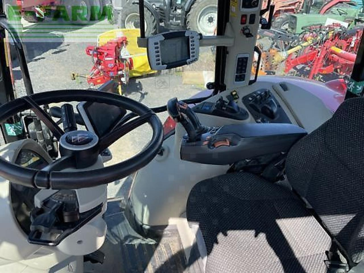 Massey Ferguson 7720s - Tracteur agricole: photos 5 Massey Ferguson 7720s - Tracteur agricole: photos 5