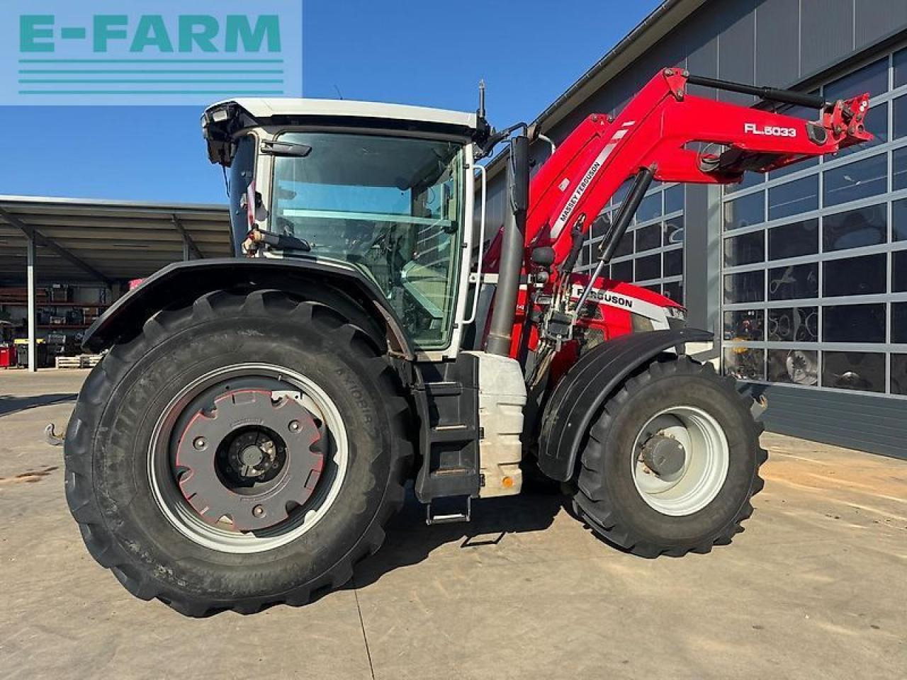 Massey Ferguson 8 s.245 - Tracteur agricole: photos 4 Massey Ferguson 8 s.245 - Tracteur agricole: photos 4