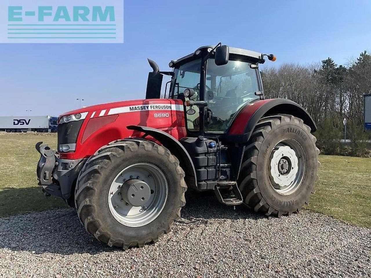 Massey Ferguson 8690 - Tracteur agricole: photos 1 Massey Ferguson 8690 - Tracteur agricole: photos 1